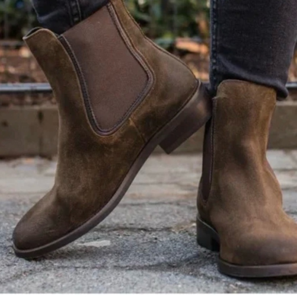 THURSDAY BOOT CO 9.5 leather Everyday handmade activewear western ankle boot